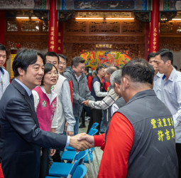 總統賴清德出席金山健行活動 強調治水合作保障民生安全