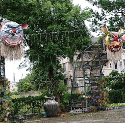 【默子-鄉居拾穗】獅王坐鎮