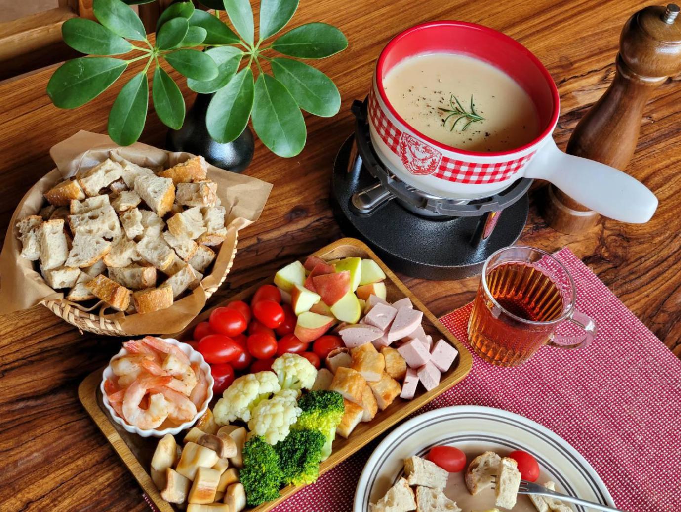 淡水異國料理必吃 一秒走進瑞士山中小屋 品嚐歐洲道地風味