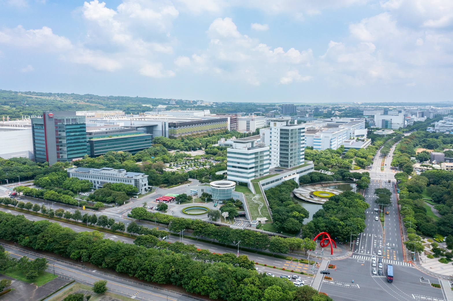西屯土地近飽和 德鑫建設推「德鑫協和」 協和公園首排永久棟距成最強保值護城河
