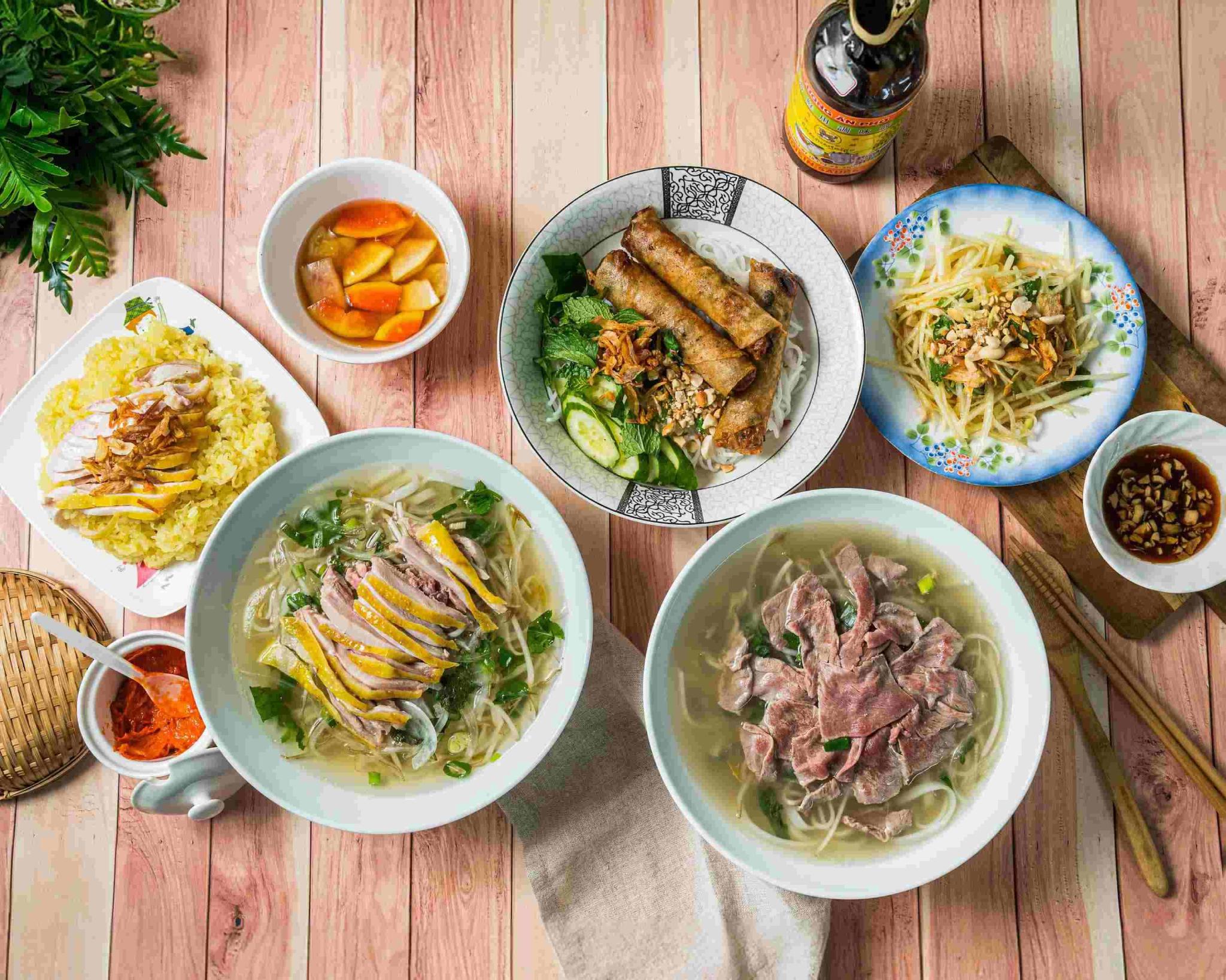 埔里越南料理 北越河粉米線與手作春捲清爽上桌
