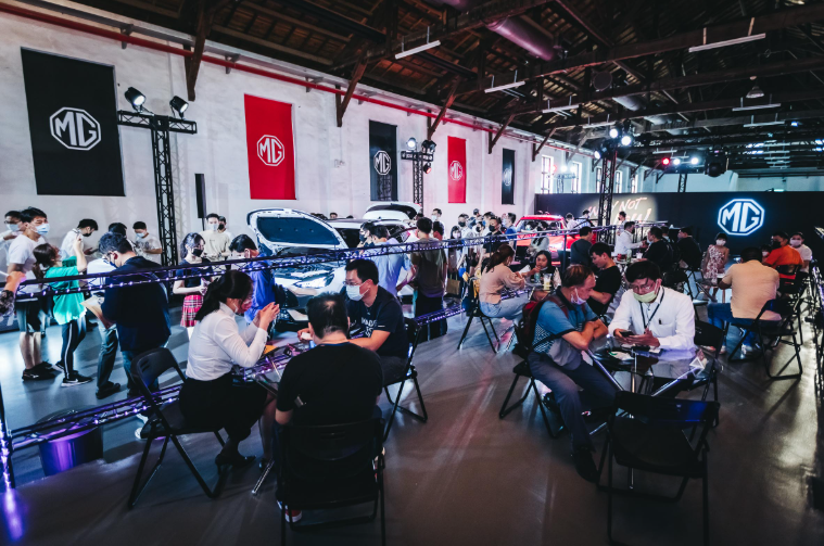 車市買氣創十年新低，裕隆集團啟動團體戰迎寒冬，專家解讀市場變局