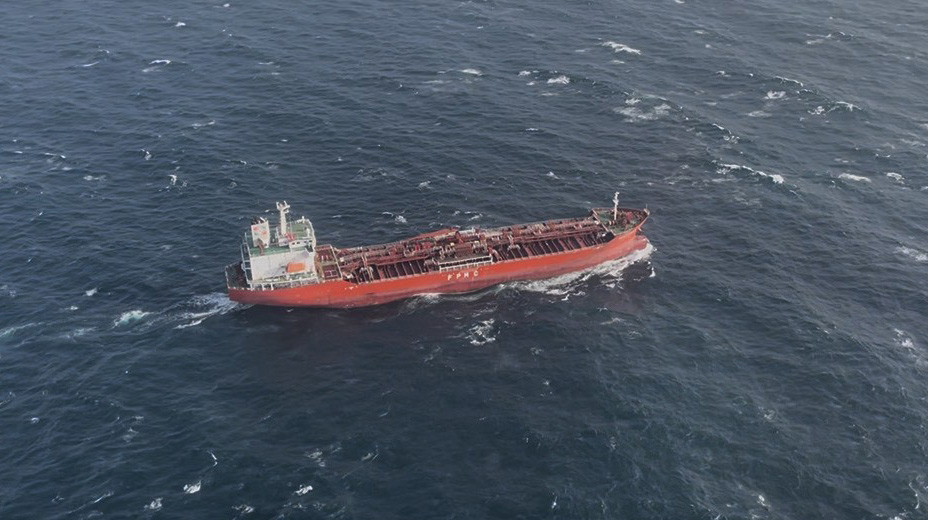 臺籍化學輪船員突發不適，海巡空勤高效率救援並順利送醫，生命徵象穩定