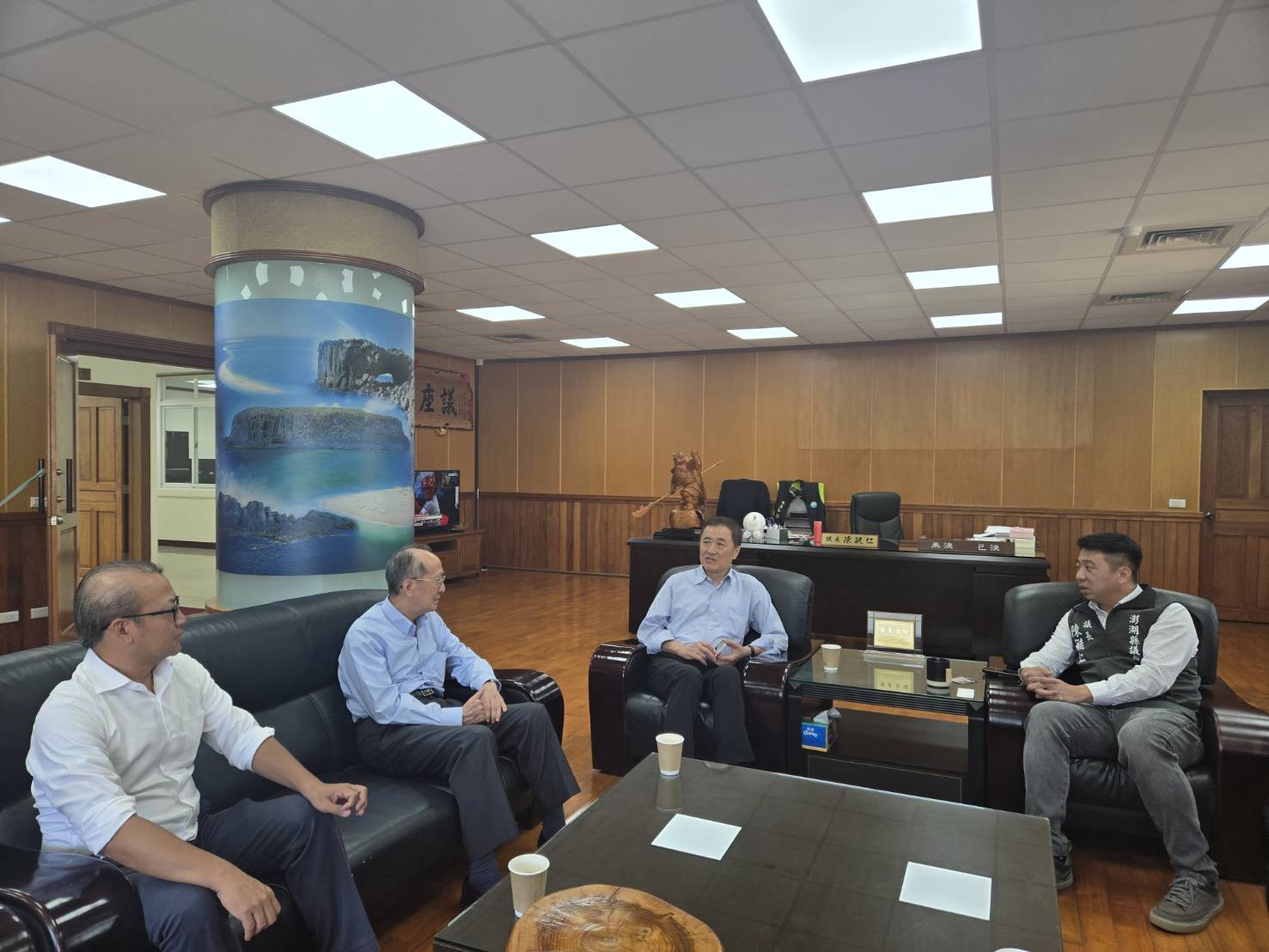 監察委員陳景峻、郭文東赴澎湖縣關切澎湖海域環境之維護管理、水資源保育及污水下水道建設營運情形  實地巡察東吉嶼、內灣及雙湖園