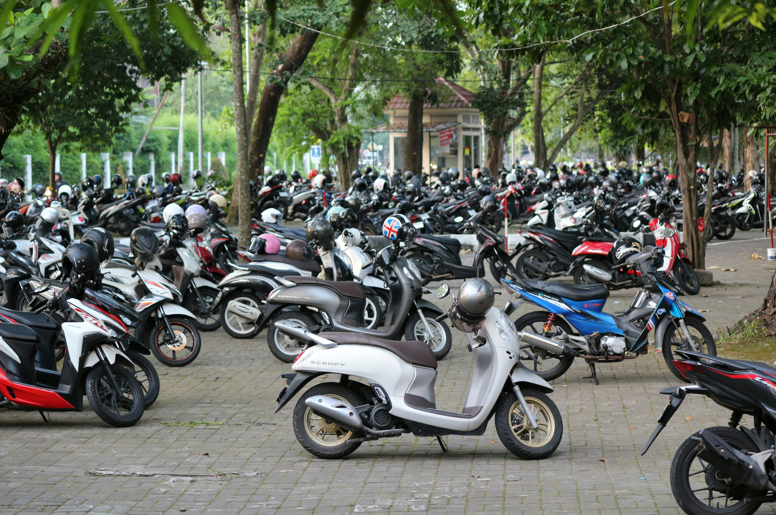 天氣一冷機車頻頻發不動　寒流來襲下車行師傅教你正確解決方法