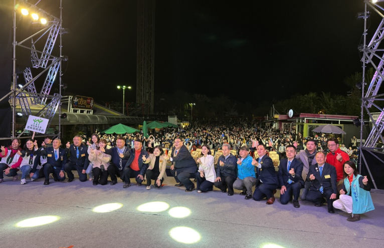 劍湖山主辦「點亮愛心 超越快樂」公益晚會，愛心與希望在雲林夜空中綻放，國際同濟會及企業全力支持！