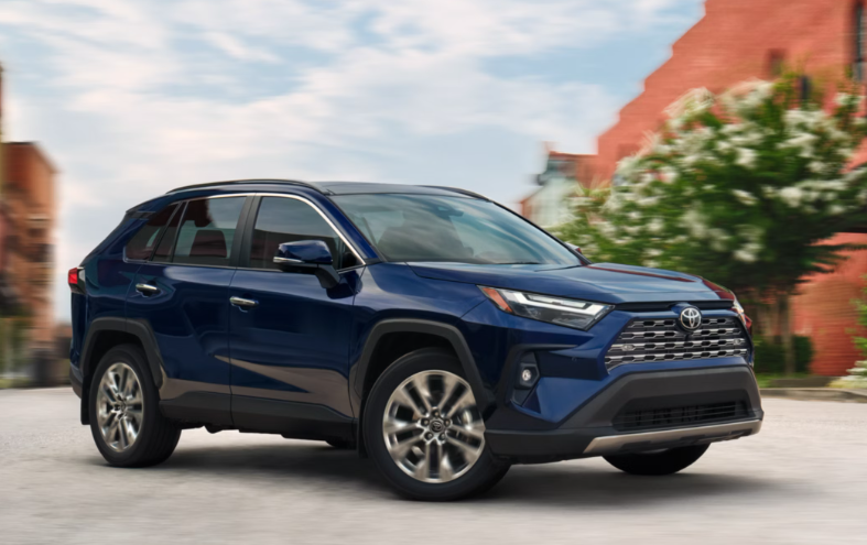 臺灣賣最好進口車 Toyota RAV4穩坐進口車銷售冠軍：口碑、保值與科技兼備