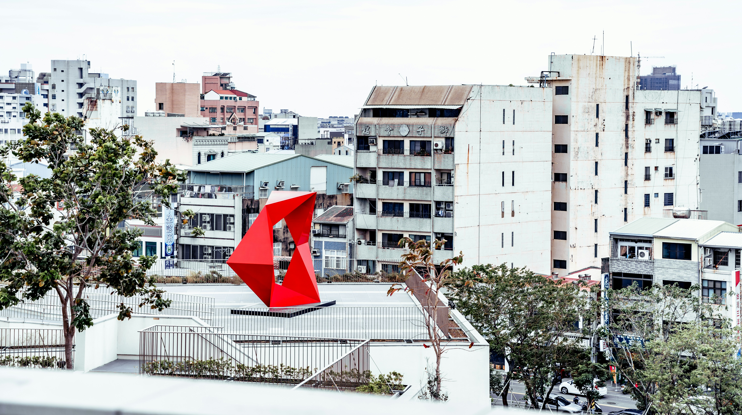 2025年房市大洗牌：價格下滑，交易量預計減少10%，臺南房價領跌