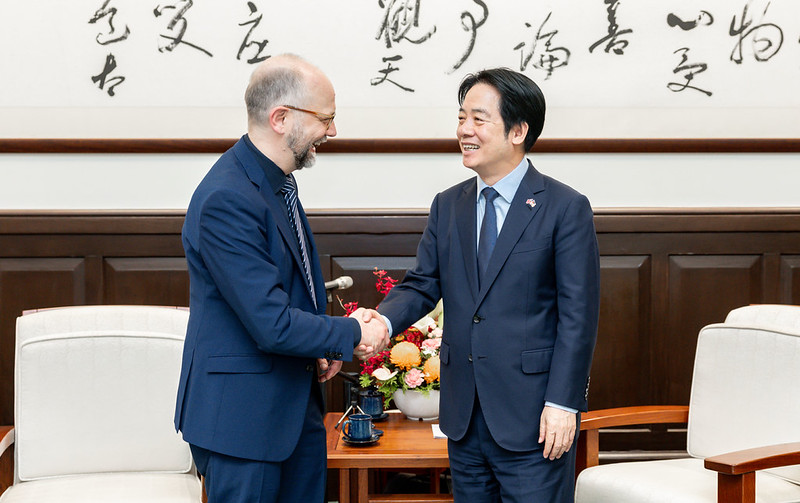 賴清德總統接見德國國會友臺小組跨黨派議員訪團　盼持續深化資安、國防與社會韌性合作