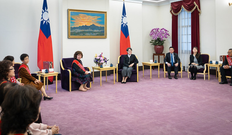 蕭美琴副總統接見第30屆志願服務楷模金駝獎得獎人　肯定志工成為凝聚社會的溫暖力量