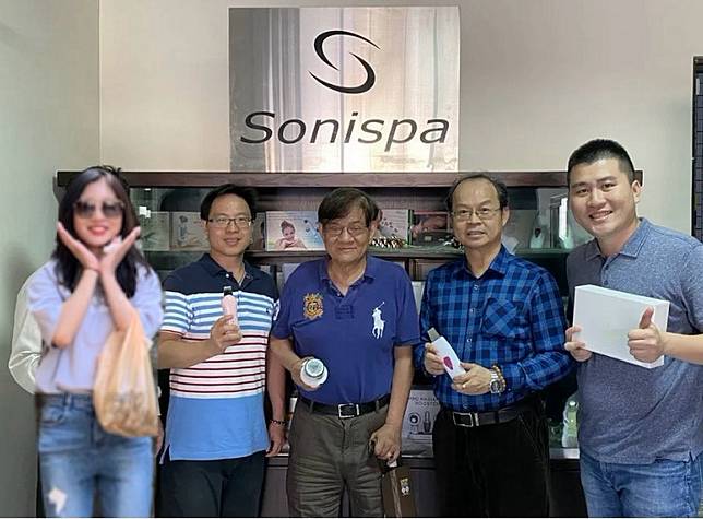 皇尚企業總裁黃峻哲創業40年　從4坪熱熔膠槍工廠走向Sonispa國際市場