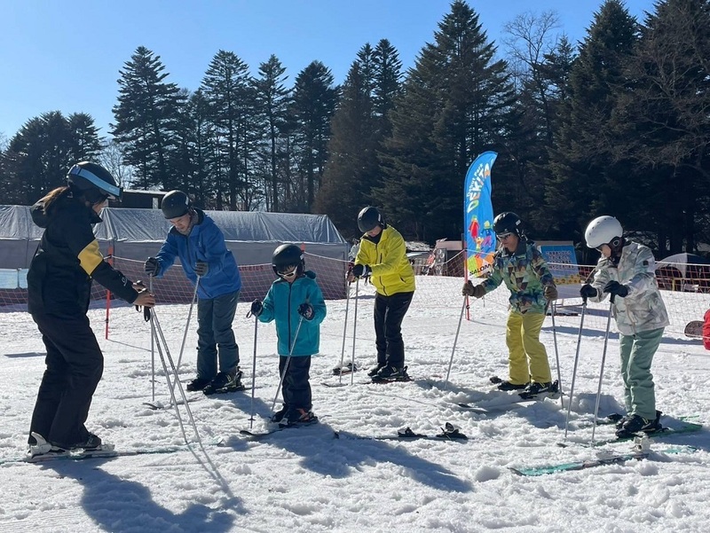 樹科大休運系前進日本輕井澤滑雪場 創造學生多元就業機會