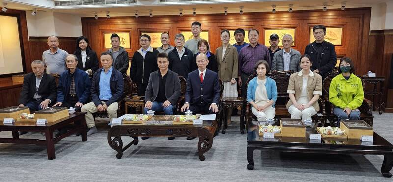 媽祖聯合會台灣總會發表「乾坤開運大法：四大神獸鎏金瓷茶具典藏聖物」 深受社會、宗教界矚目