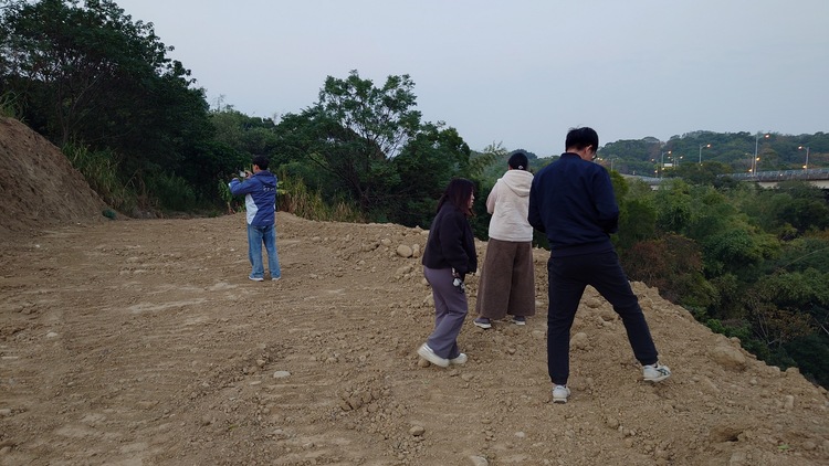 檢環警破獲雲林「合法掩護非法」廢土集團，展現守護國土決心全面起訴45人