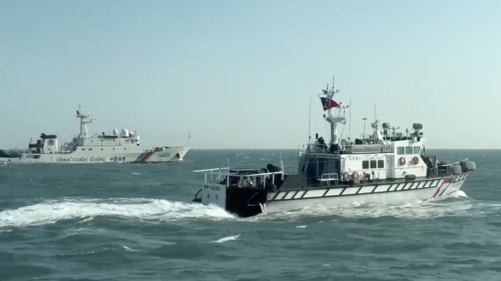 中國海警四艘船侵擾金門海域　海巡署頂惡劣海象全數驅離　守護國家主權