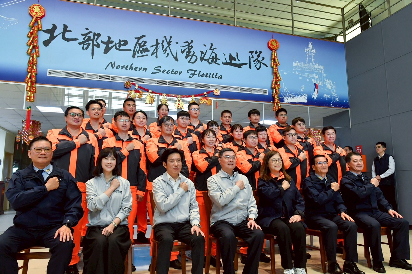 挺海巡護臺灣　行政院長卓榮泰新春首日親赴第一線慰勉海巡同仁　承諾持續提升裝備資源與勤務環境