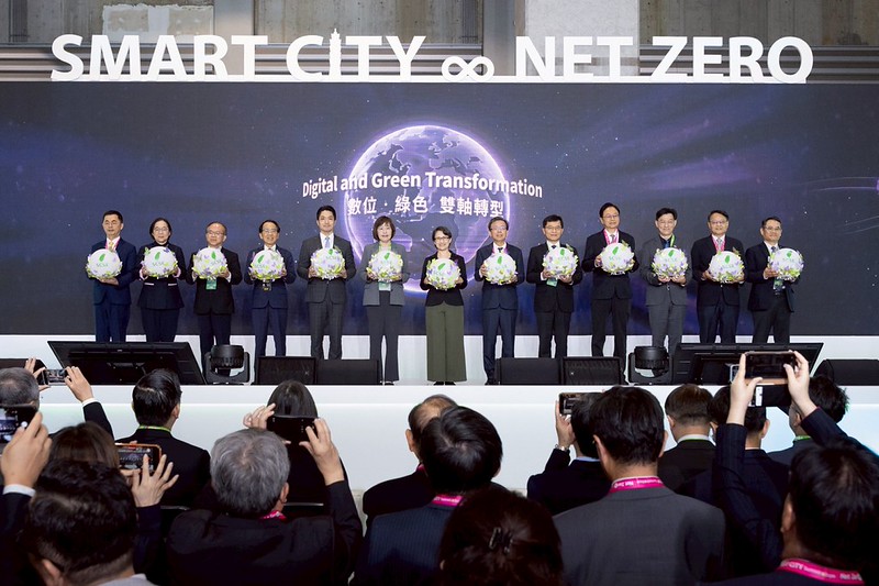 2026智慧城市展開幕　蕭美琴副總統強調以人為本推動數位轉型與淨零轉型全面提升公共服務品質