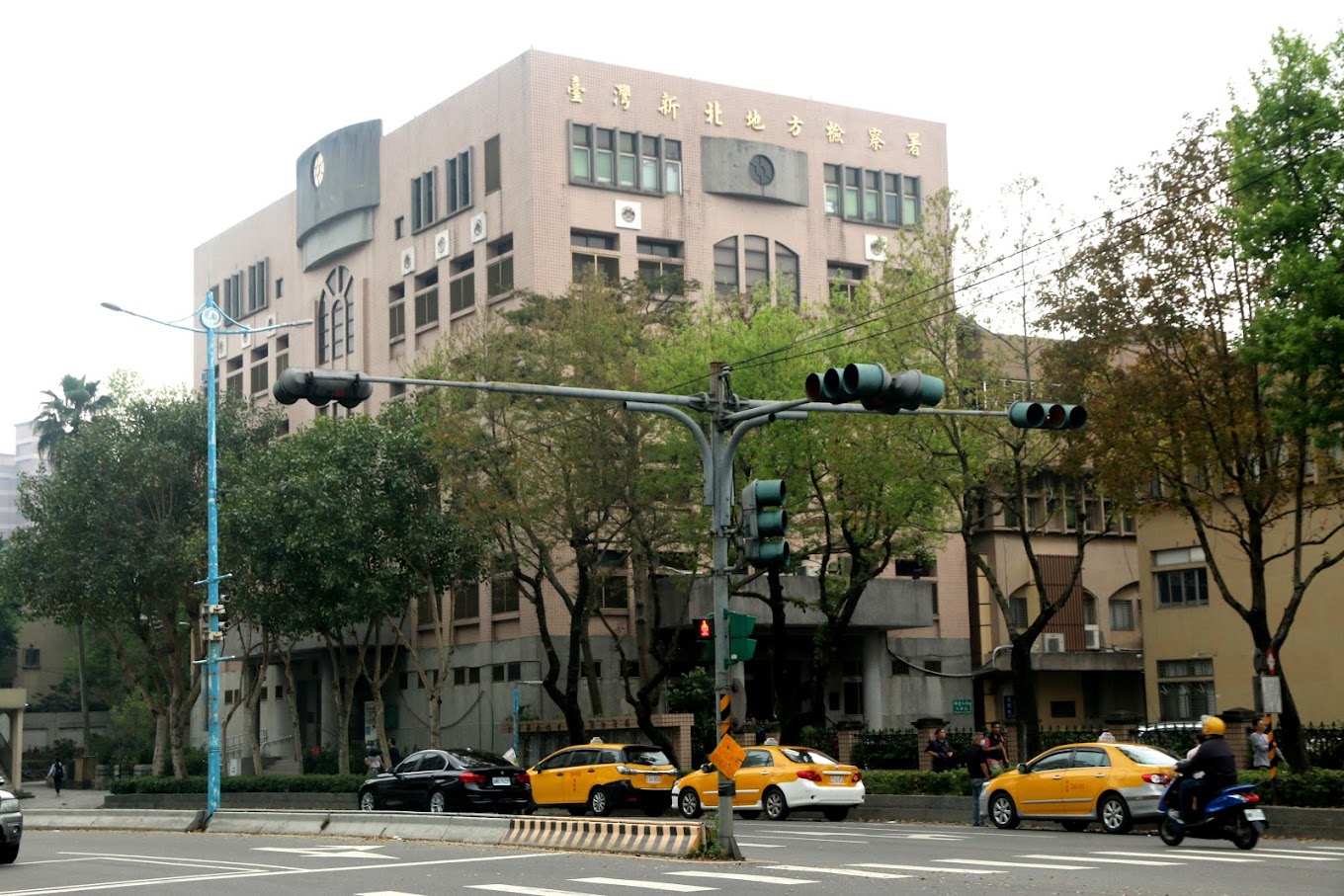 「保險蟑螂」再現！牛埔幫劉泰銘詐騙600萬 灌水保單陰謀曝光 再度闖產險公司談判遭逮