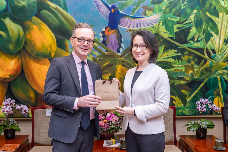 副總統蕭美琴會見美台商業協會訪問團，攜手推動臺美兩國經濟繁榮