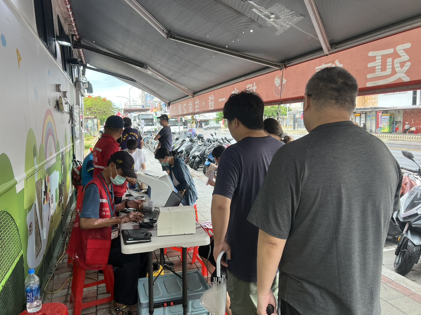 熱情點燃臺南街頭！國際同濟會澎嘉南區九會聯合捐血行動，讓城市的溫度來自你的一袋血