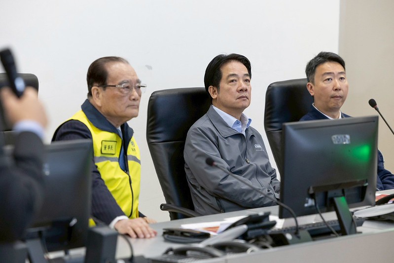 賴清德總統視察春節交通疏運情形　肯定擴大運能與AI預警部署　感謝同仁守護國人假期順暢