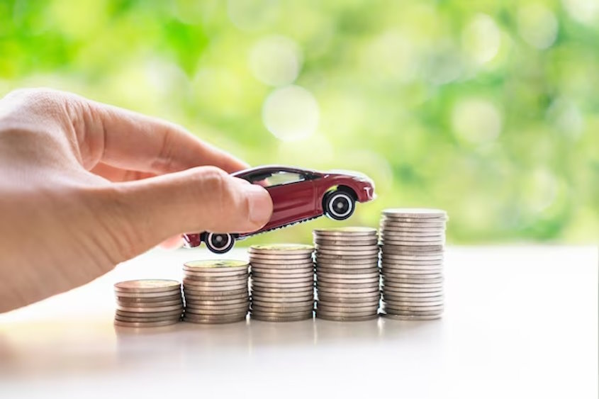 特朗普提議對進口汽車徵收高額關稅 美國車商警告恐推高車價