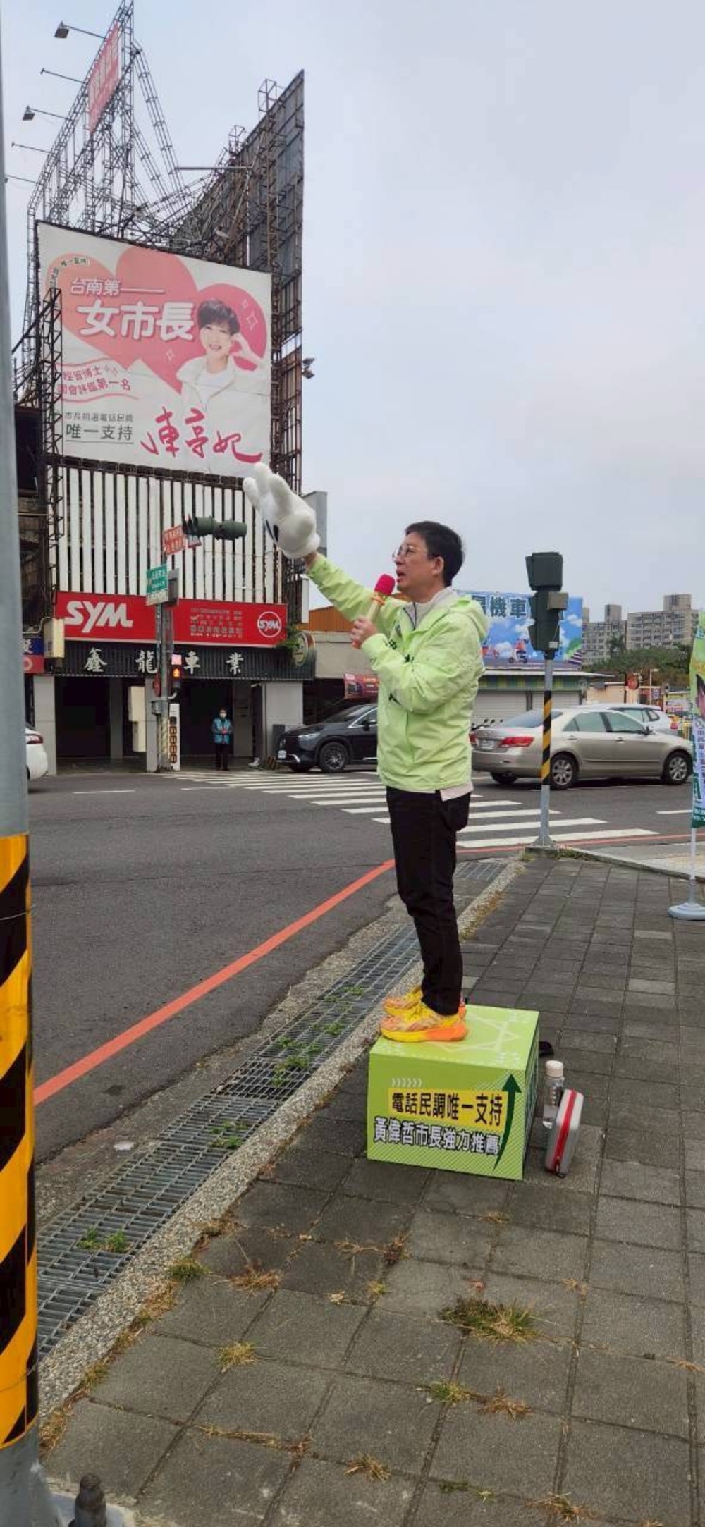 民進黨臺南第8選區初選升溫　林建南重返選戰上街頭展開基層拜票