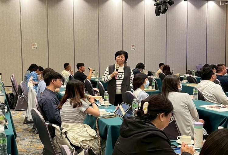 國教署辦理「關機也幸福」種子教師研習　協助青少年健康使用網路提升輔導能力