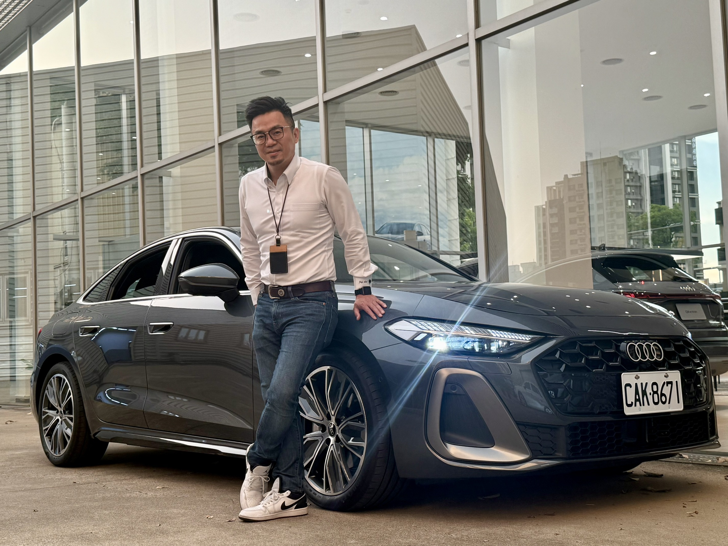 【人物專訪】Audi奧迪南部汽車高雄左營展示中心銷售經理陳宏傑：穩健銷售之道揭秘