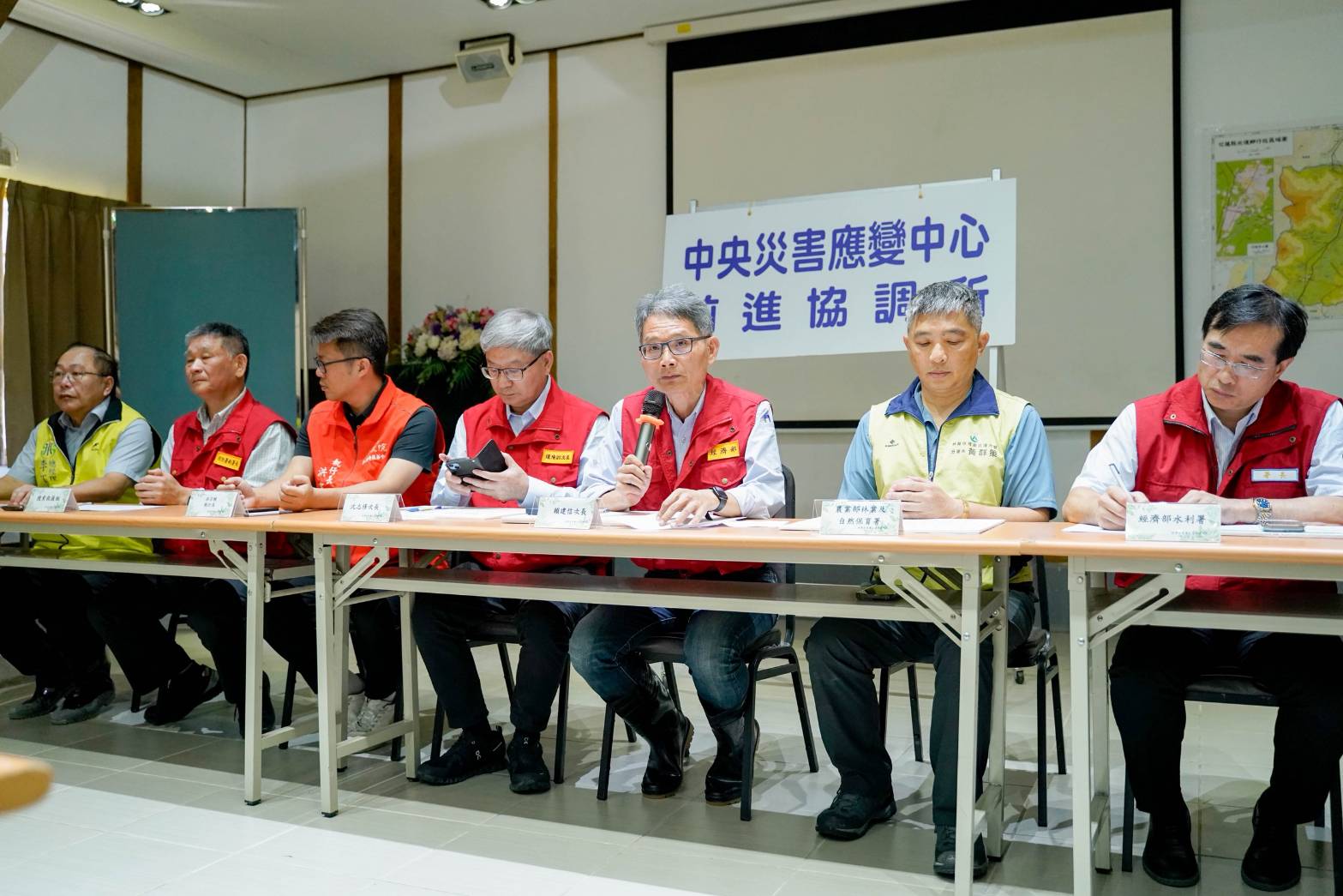 賴建信總協調官：協調各部會全力救災 協助民眾儘快恢復日常所需 花蓮馬太鞍溪堰塞湖最新搜救與復原進度