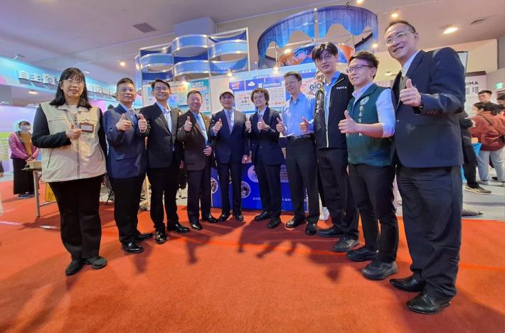 114臺南資訊月—智霸AI科技展登場！AI產業鏈成果全面展示　臺南打造智慧城市再進化震撼揭幕