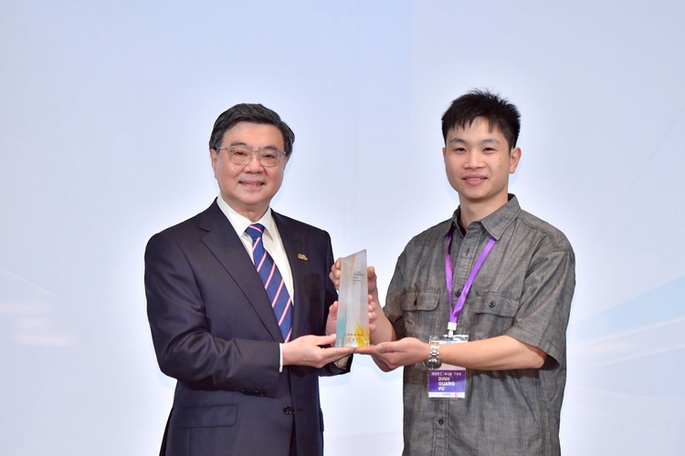 行政院長卓榮泰表揚全國模範勞工貢獻　強調深化勞工權益與勞工照顧政策