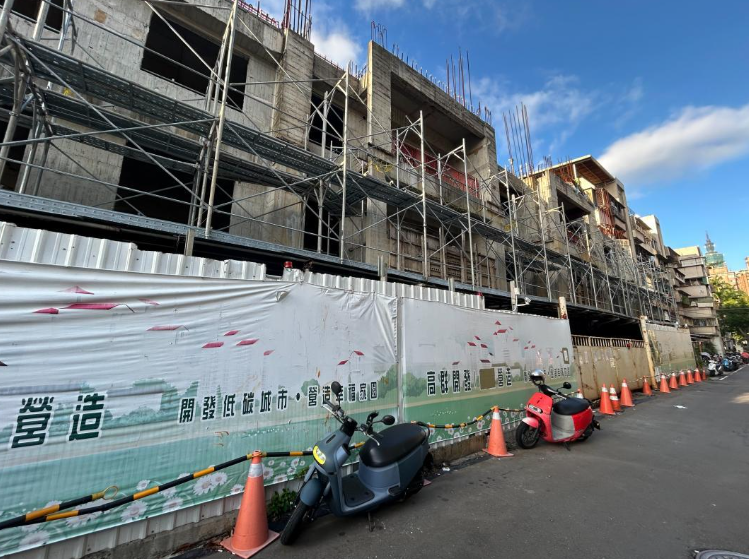 建商集體倒閉潮成形？臺灣中小型建商5間熄燈　房市低迷擠壓財務壓力　法拍案與爛尾樓風險浮現