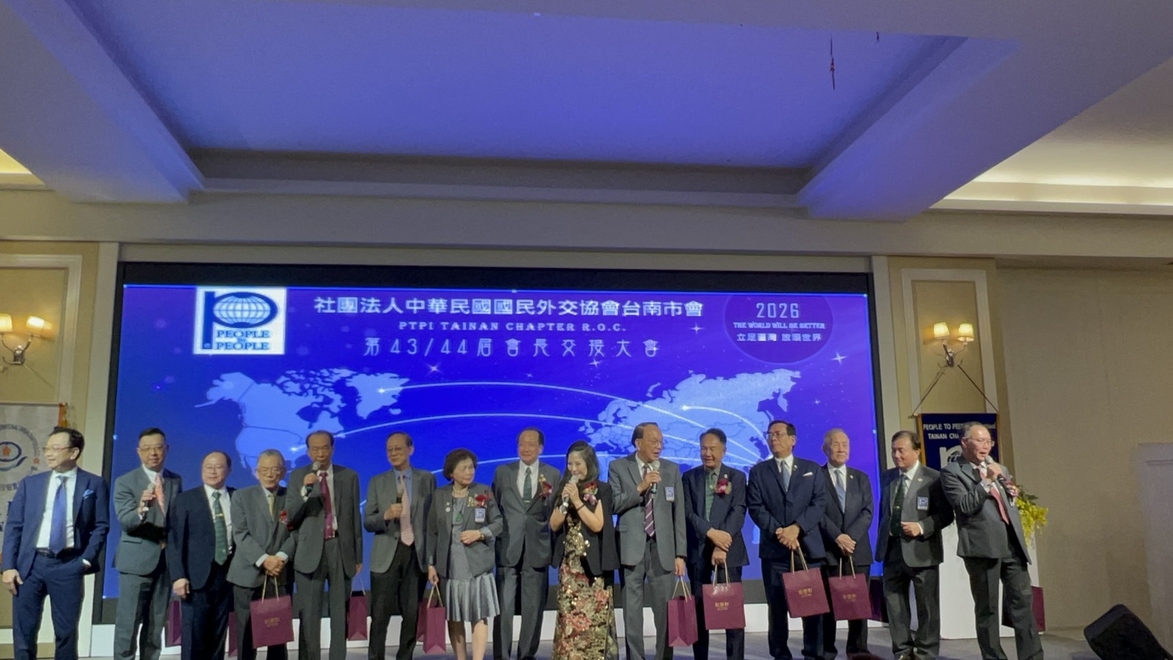 邁入第48年再啟新局！中華民國國民外交協會台南市會會長交接典禮隆重舉行　新任會長顏嘉縈承接卸任會長張富全推動國民外交永續發展