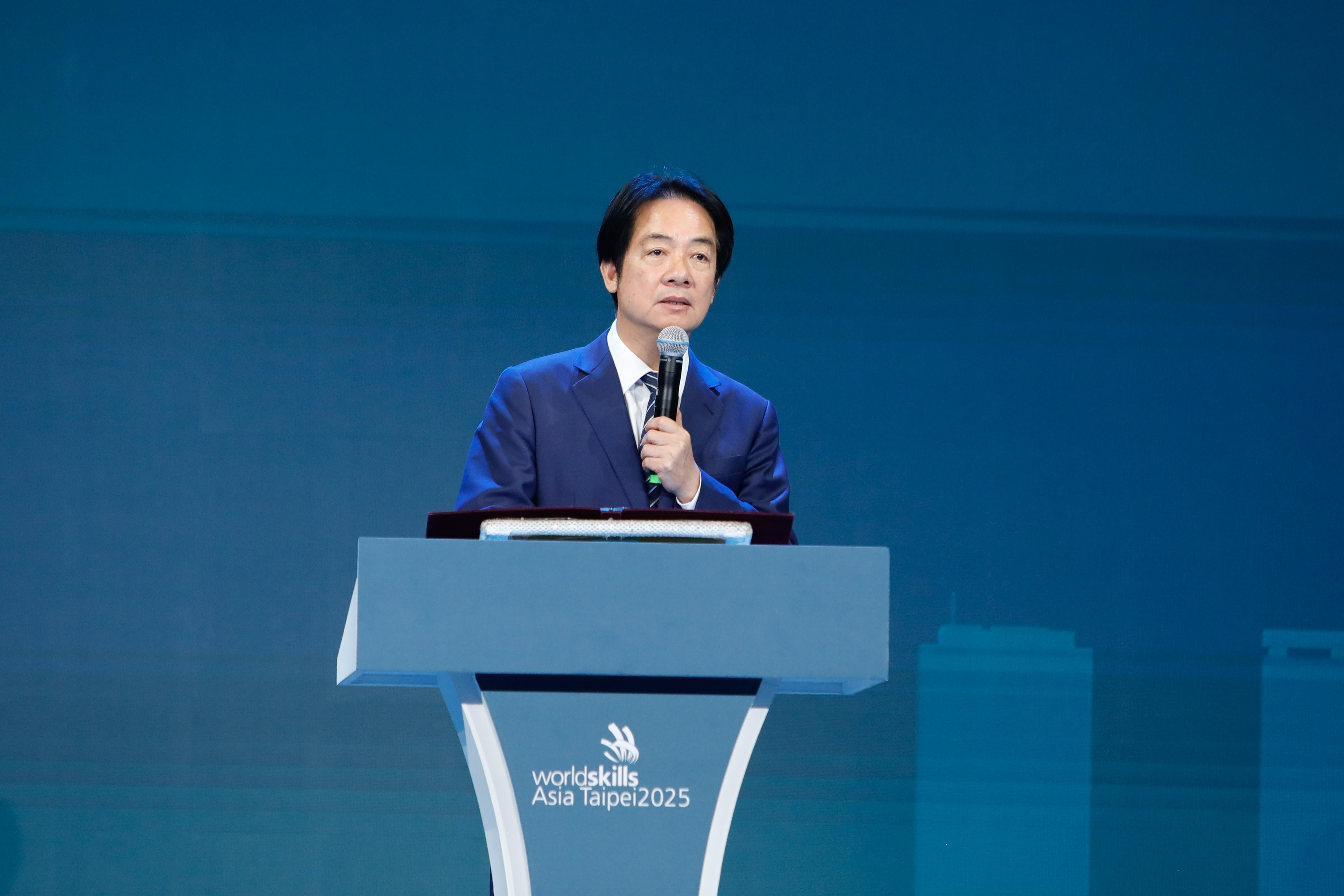 賴清德總統親臨2025亞洲技能競賽正式登場 開幕典禮迎接各國好手 展現臺灣技能實力與青年創新力