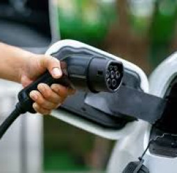 電動車的隱藏環境成本 挑戰與機遇