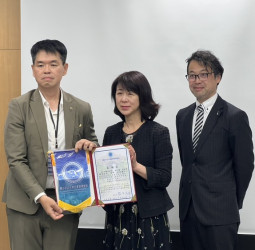 中正大學企管系MBA訪問團在黃正魁系主任規劃、鄭祥麟教授帶隊參訪由布院玉之湯　董事長兼總經理桑野和泉親自接待揭地方創生成功模式