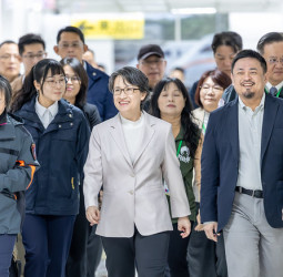 蕭美琴副總統肯定移工看護長照貢獻　出席外籍看護移工防災士培訓　深化全社會防衛韌性