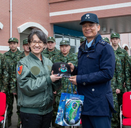 蕭美琴副總統勗勉新竹空軍部隊　肯定官兵全年無休守護國家安全的重要付出