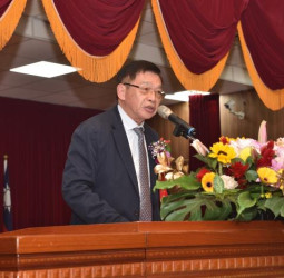 臺南市政府警察局完成年度人員異動聯合交接典禮，黃偉哲市長強調強化治安與交通管理的重要性