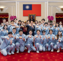 賴清德總統接見青年大使訪問團　讚揚出訪成果　盼保持探索世界熱情　持續讓世界看見臺灣並替臺灣未來寫歷史