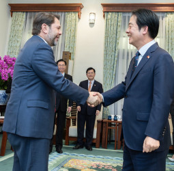 賴清德總統會晤美國蓋耶哥參議員訪問團，強化國防夥伴關係，同時推動臺美合作深入發展