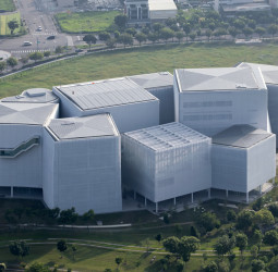 台中市長盧秀燕揭幕台中綠美圖世界級地標，台中爵士音樂節吸引百萬人潮展現藝術文化之都風采