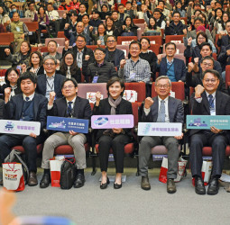 行政院副院長鄭麗君主持淨零沙盒實驗成果交流會，強化社區驅動淨零轉型落實臺灣模式