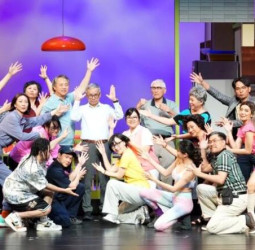 綠光劇團《人間條件八》臺南登場　黃偉哲市長歡迎吳念真攜優質作品演出感動府城觀眾