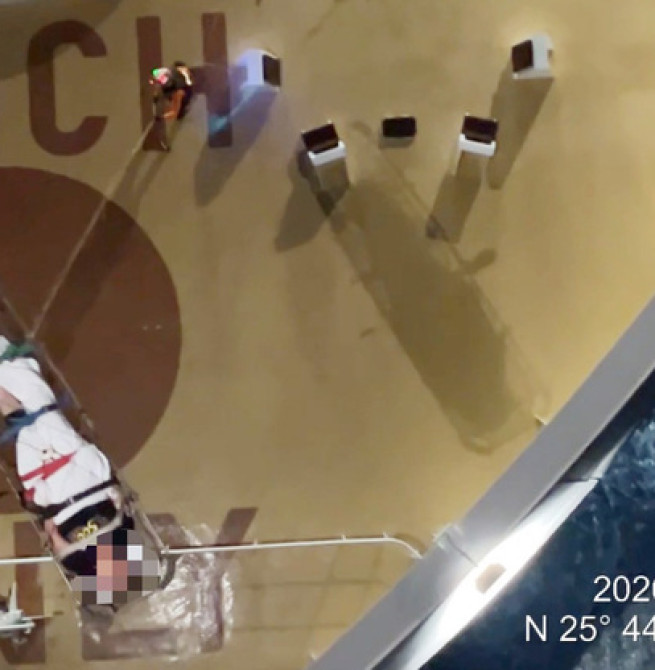 外籍郵輪臺籍旅客突發急性中風　海巡署空勤深夜緊急出動吊掛成功完成救援