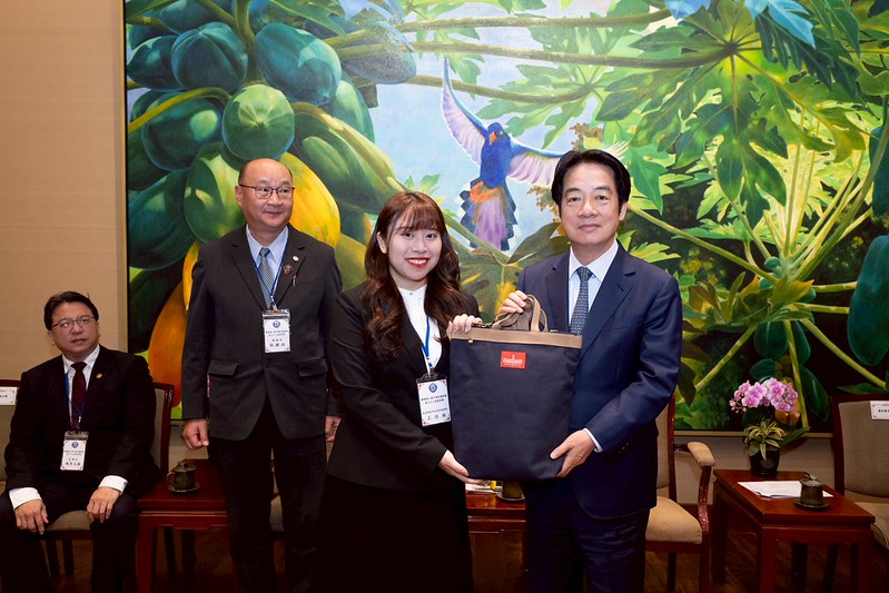 賴清德總統接見傑青獎得獎代表　勉勵青年深化專業服務能量助力臺灣發展再創新局