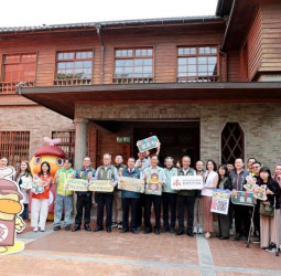 臺南人氣吉祥物菜奇鴨與夜奇鴨進駐愛國婦人會館　於古蹟場域展現文創魅力帶動觀光人潮