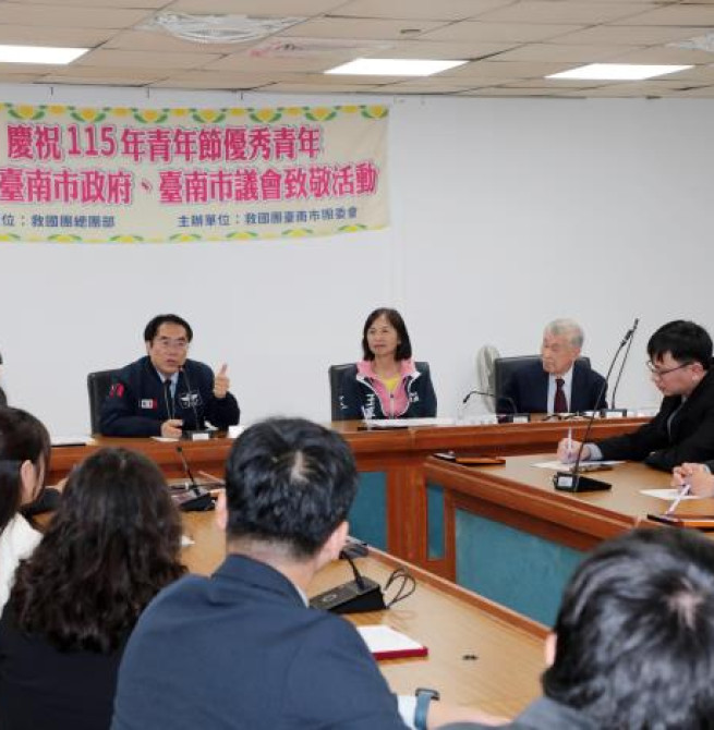 臺南市長黃偉哲青年節前夕接見救國團優秀青年代表　透過交流座談期勉積極參與城市治理